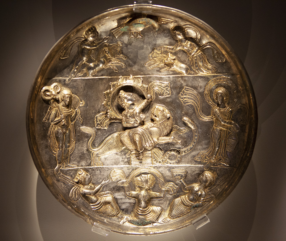 Plate with Goddess